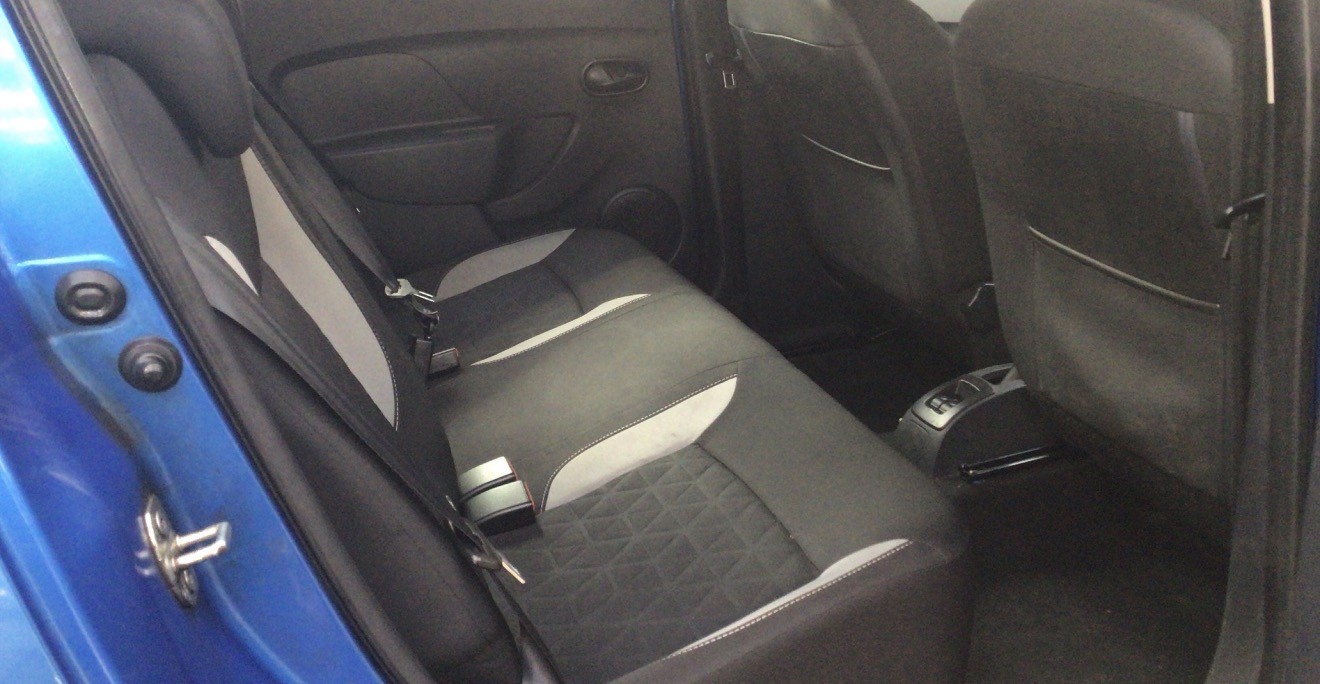 Used Dacia Sandero Stepway 2015 for sale - 77014806: Photo 6