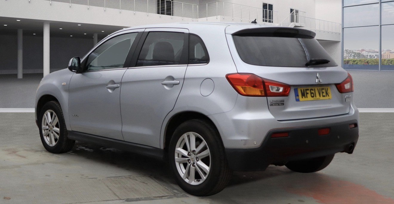 Used Mitsubishi ASX 2011 for sale - 76751852: Photo 2