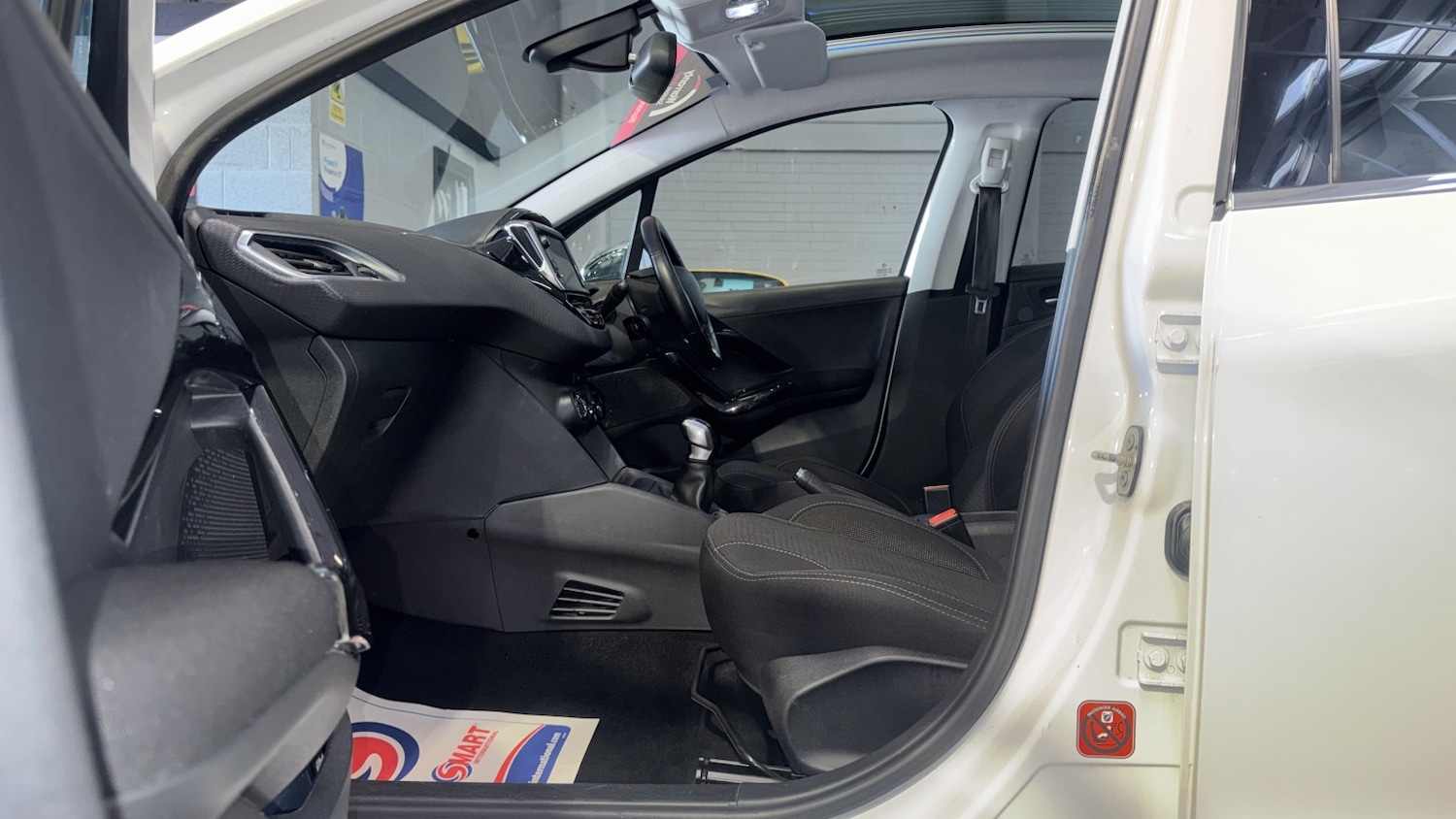 Used Peugeot 208 2016 for sale - 78056924: Photo 17