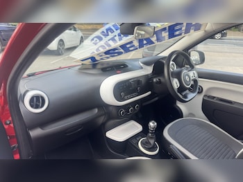 Used Renault Twingo 2015 for sale - 78694480: Photo
