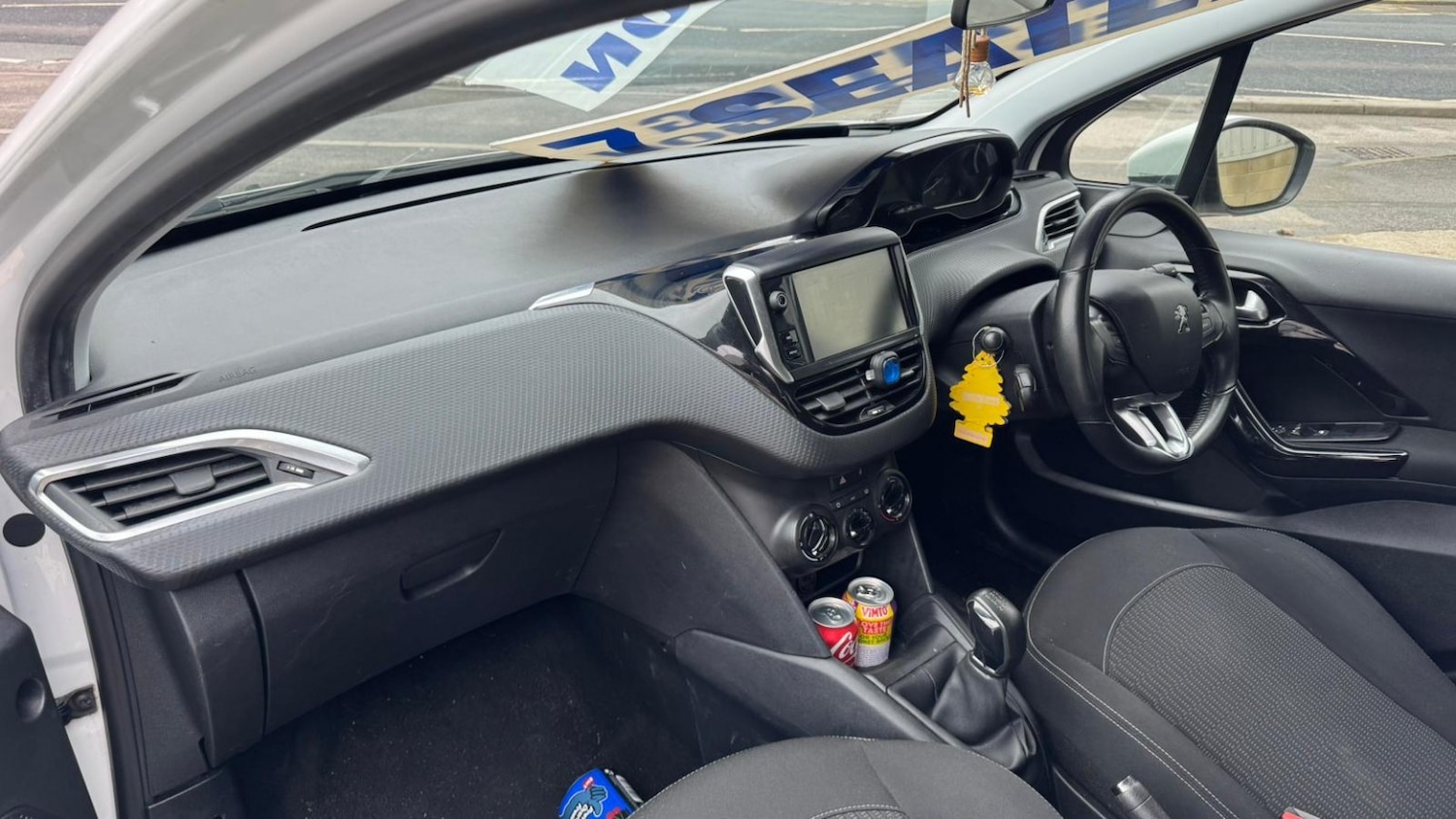 Used Peugeot 208 2017 for sale - 77313979: Photo 2