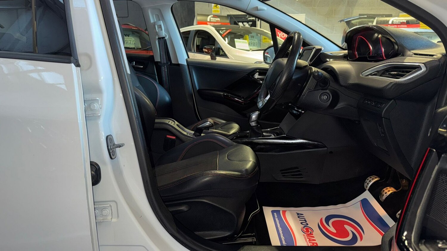 Used Peugeot 2008 2017 for sale - 76673322: Photo 11