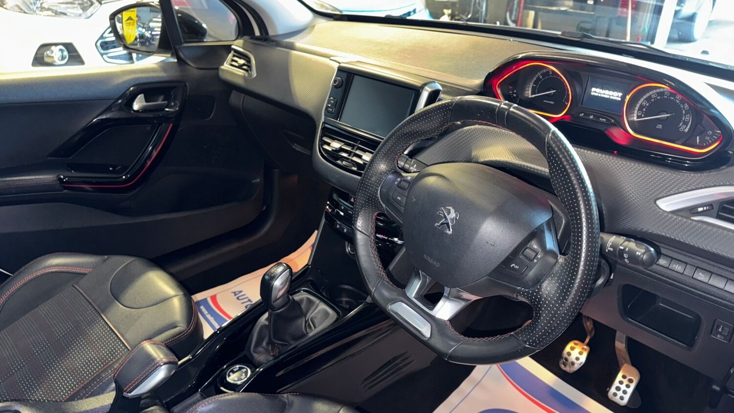 Used Peugeot 2008 2017 for sale - 76673322: Photo 12