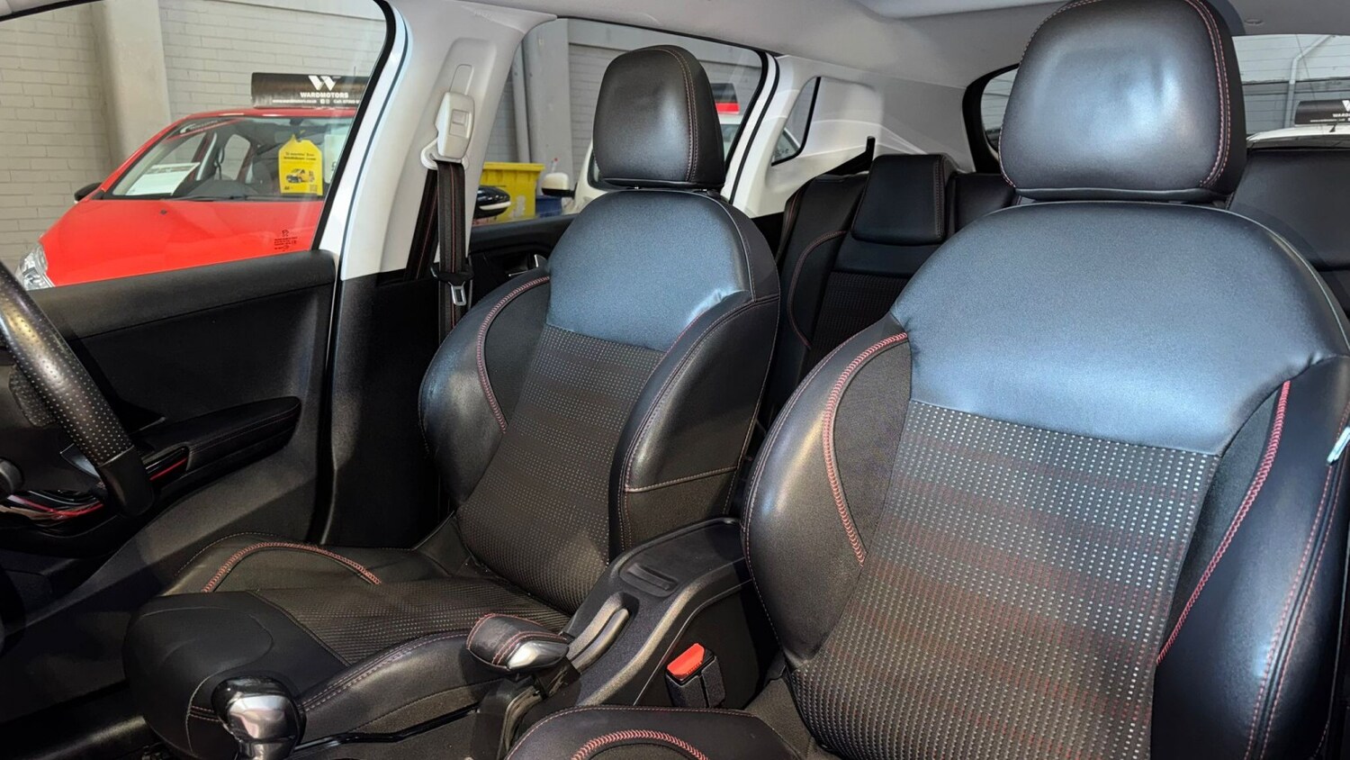 Used Peugeot 2008 2017 for sale - 76673322: Photo 19