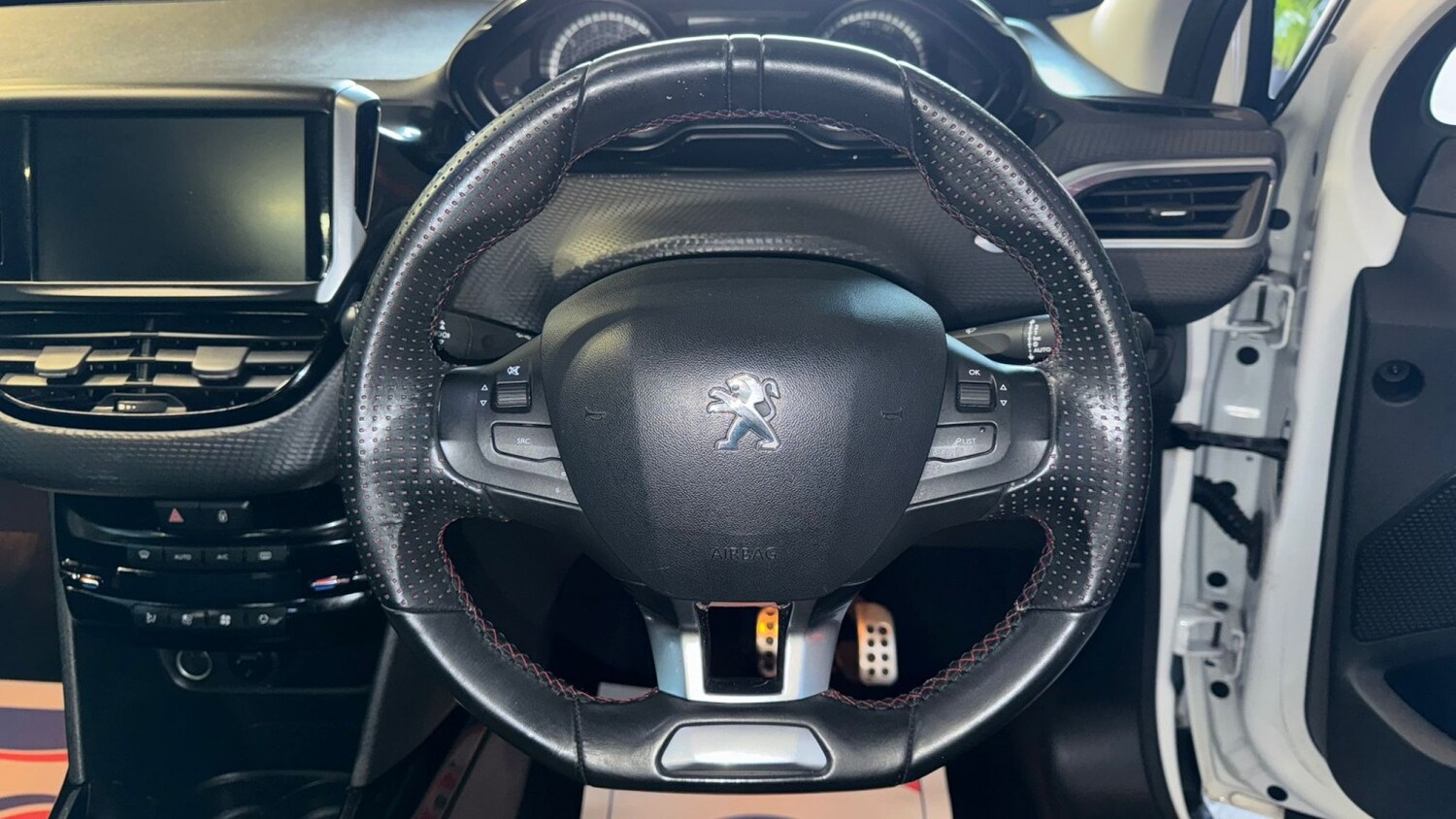 Used Peugeot 2008 2017 for sale - 76673322: Photo 22