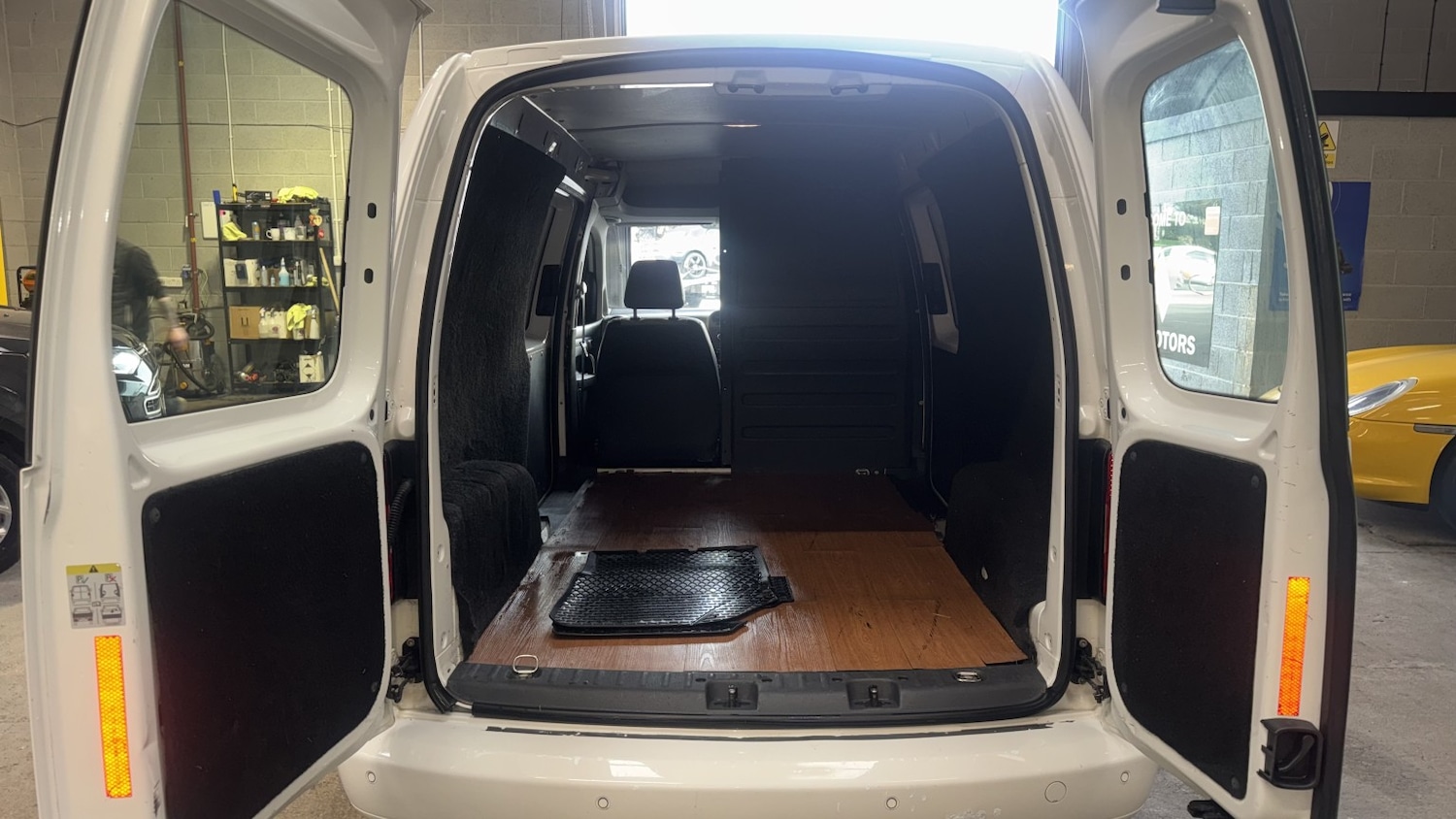 Used Volkswagen Caddy Maxi 2013 for sale - 78141056: Photo 36