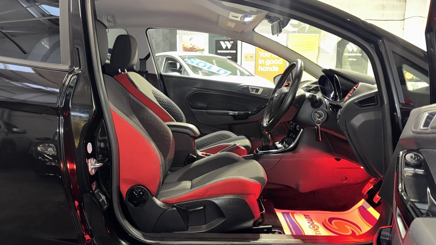 Used Ford Fiesta 2015 for sale - 77483641: Photo 11