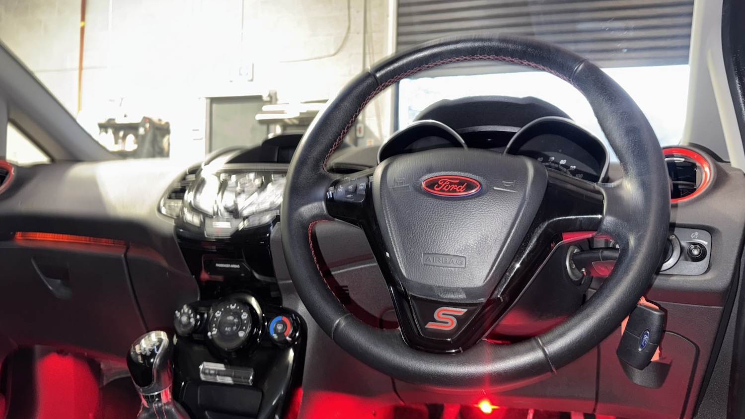 Used Ford Fiesta 2015 for sale - 77483641: Photo 21