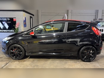 Used Ford Fiesta 2015 for sale - 77483641: Photo