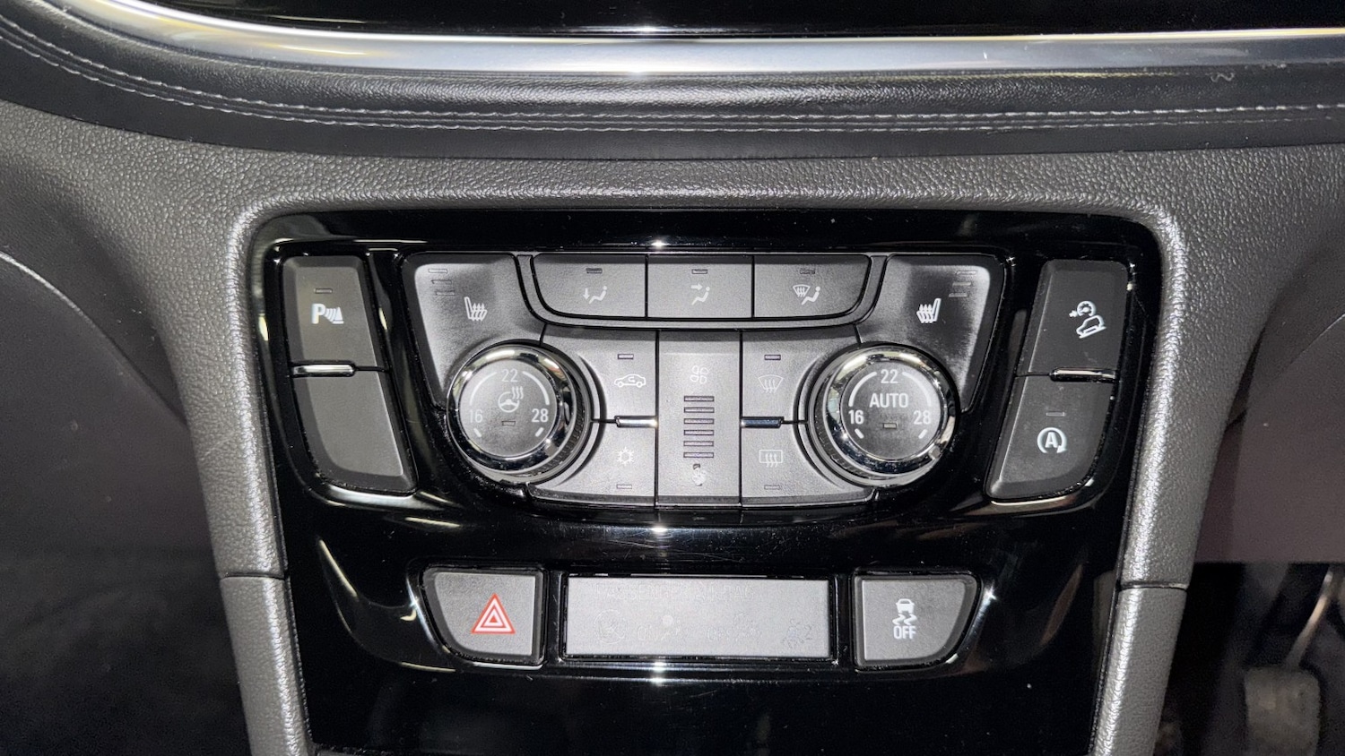 Used Vauxhall Mokka X 2016 for sale - 77954079: Photo 27