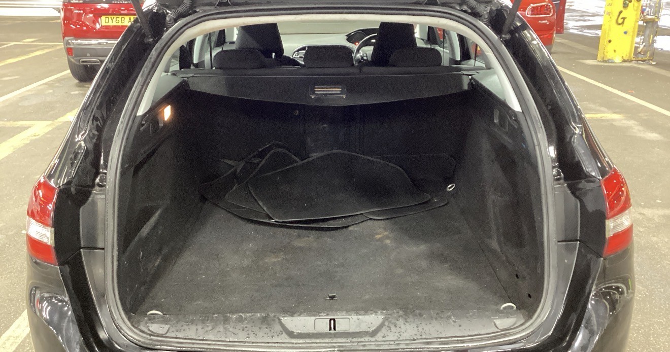 Used Peugeot 308 SW 2016 for sale - 77478116: Photo 11