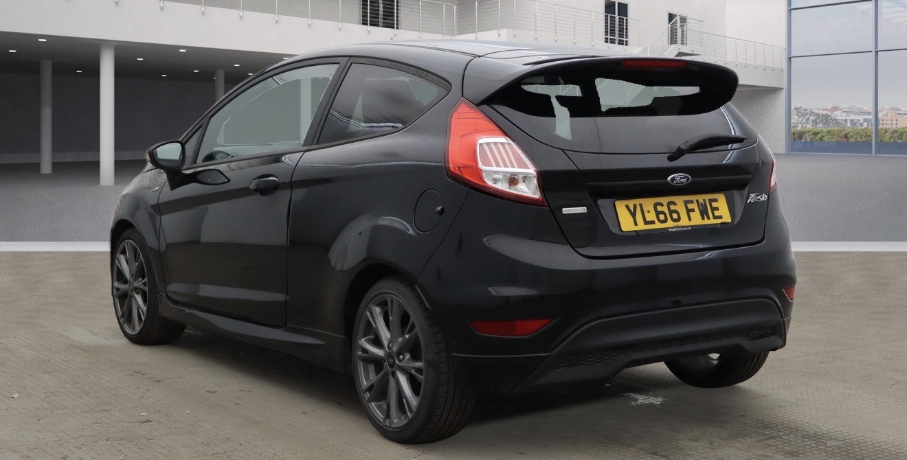 Used Ford Fiesta 2017 for sale - 77715032: Photo 2