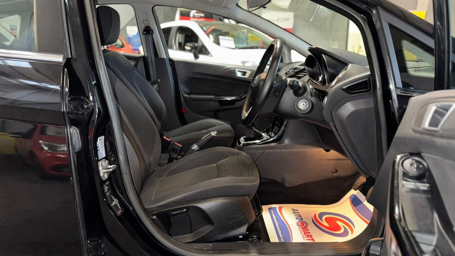 Used Ford Fiesta 2013 for sale - 76699268: Photo 11