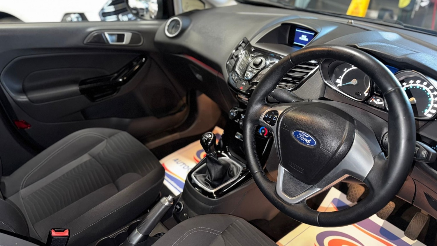 Used Ford Fiesta 2013 for sale - 76699268: Photo 12