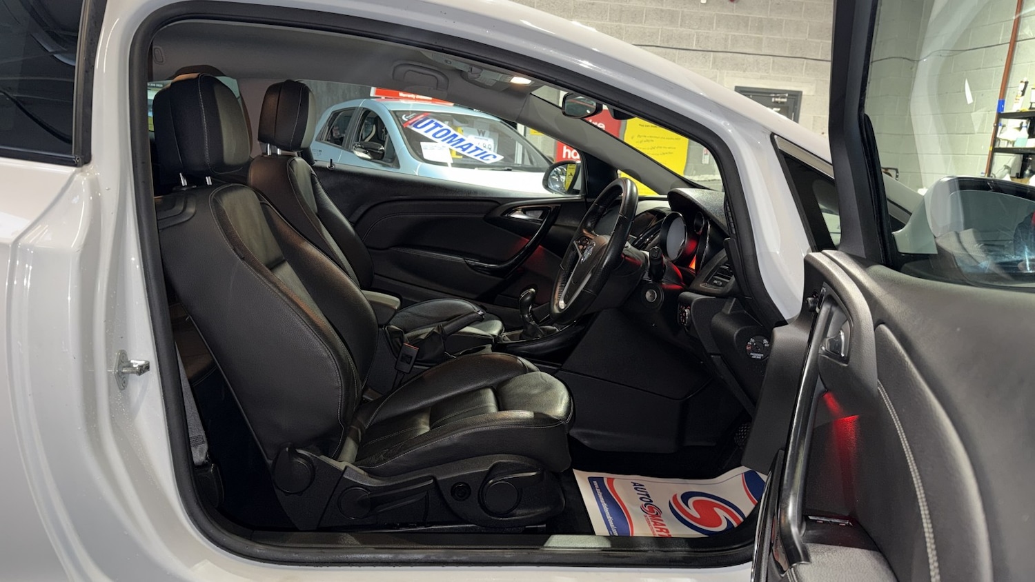 Used Vauxhall Astra GTC 2016 for sale - 77342681: Photo 11