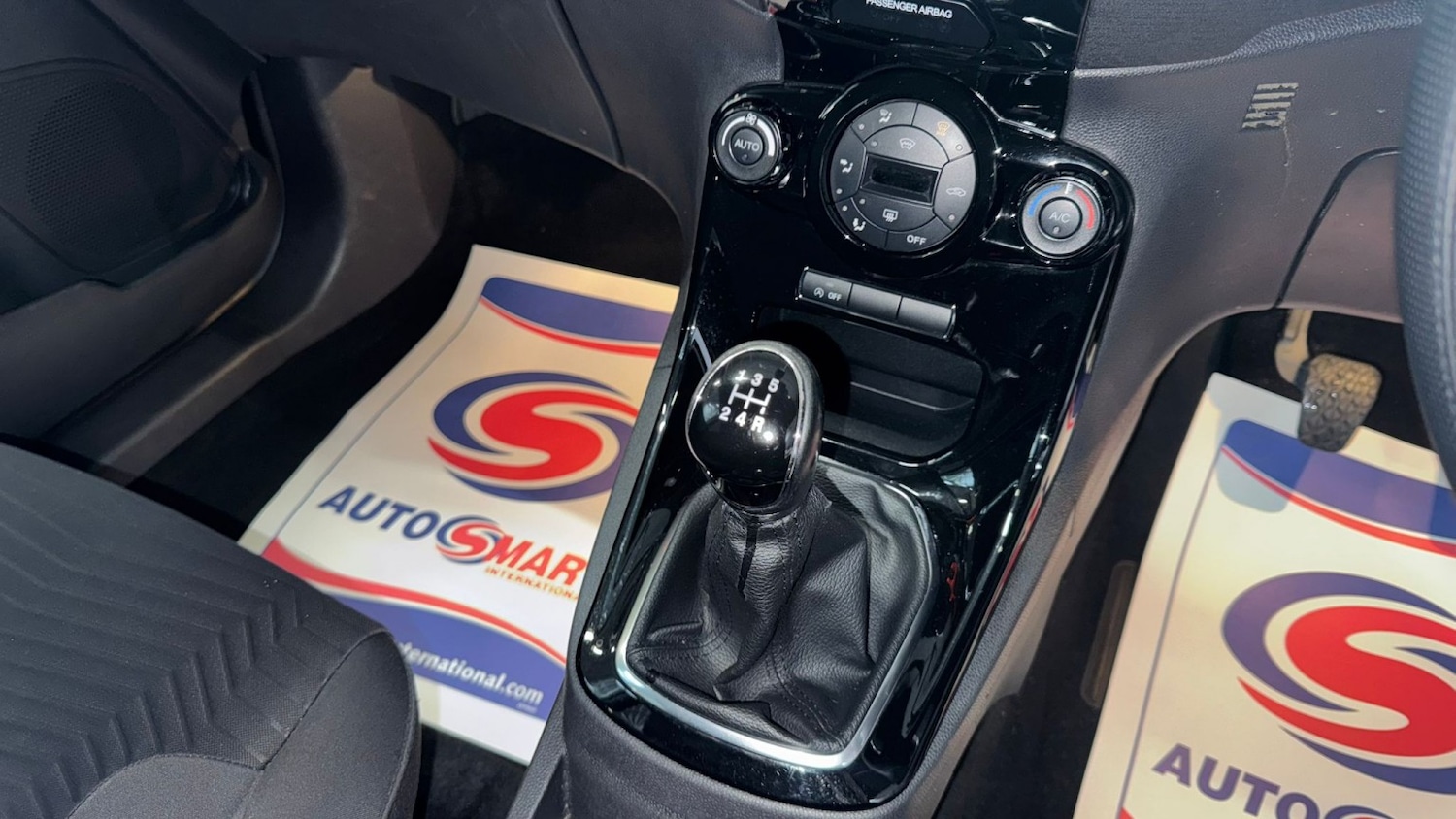 Used Ford Fiesta 2013 for sale - 78045472: Photo 24