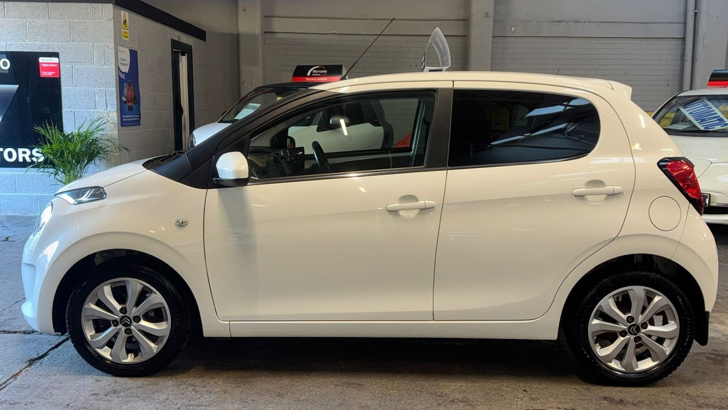 Used Citroen C1 2016 for sale - 76673306: Photo 2