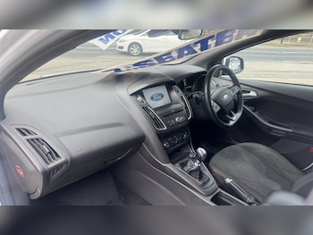 Used Ford Focus 2016 for sale - 78571538: Photo