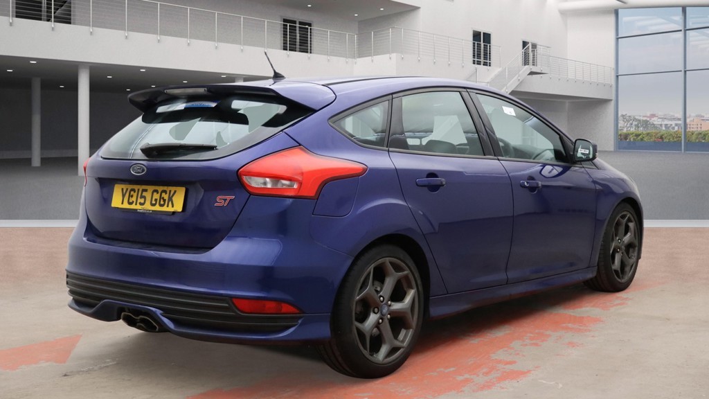 Used Ford Focus 2015 for sale - 77173202: Photo 4