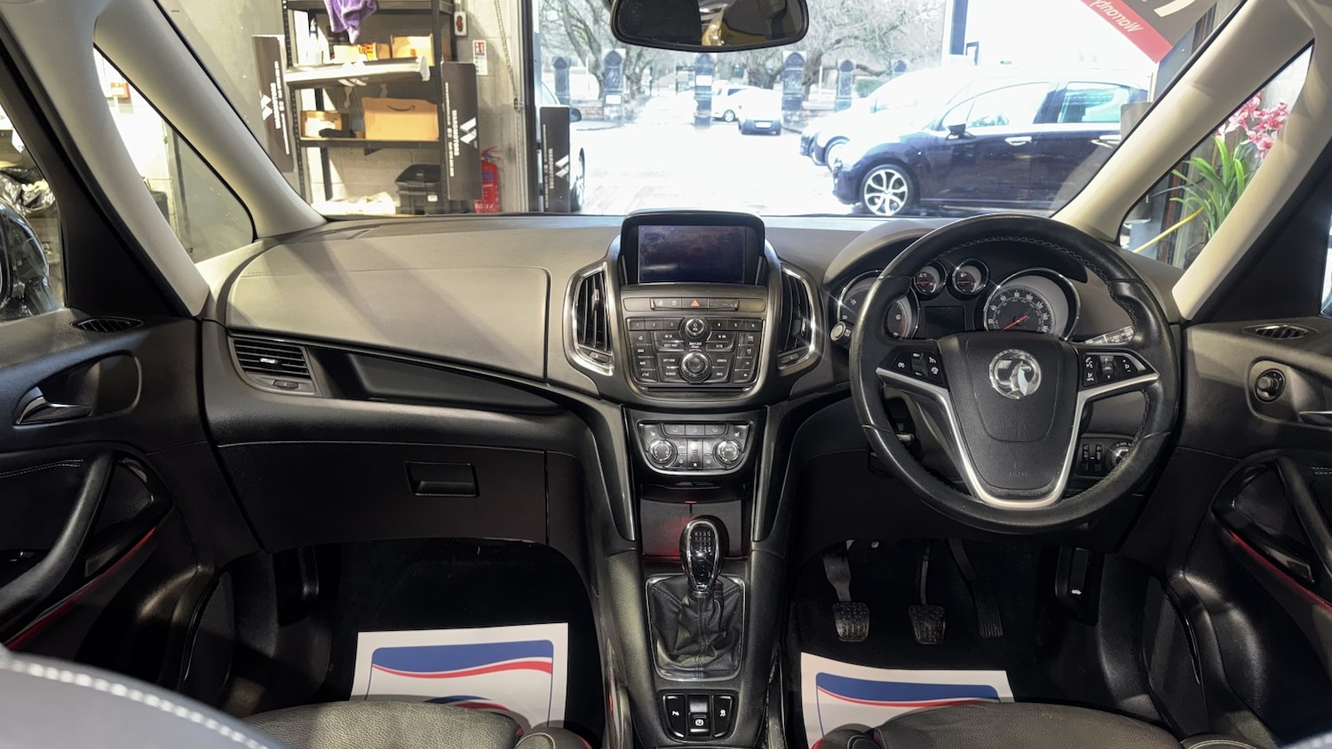 Used Vauxhall Zafira Tourer 2015 for sale - 77622494: Photo 14