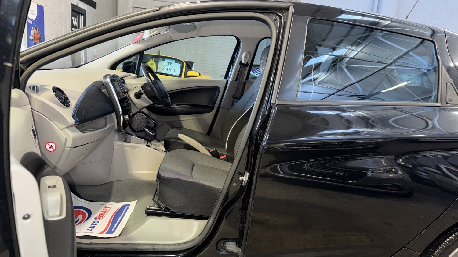 Used Renault Zoe 2013 for sale - 78112105: Photo 17