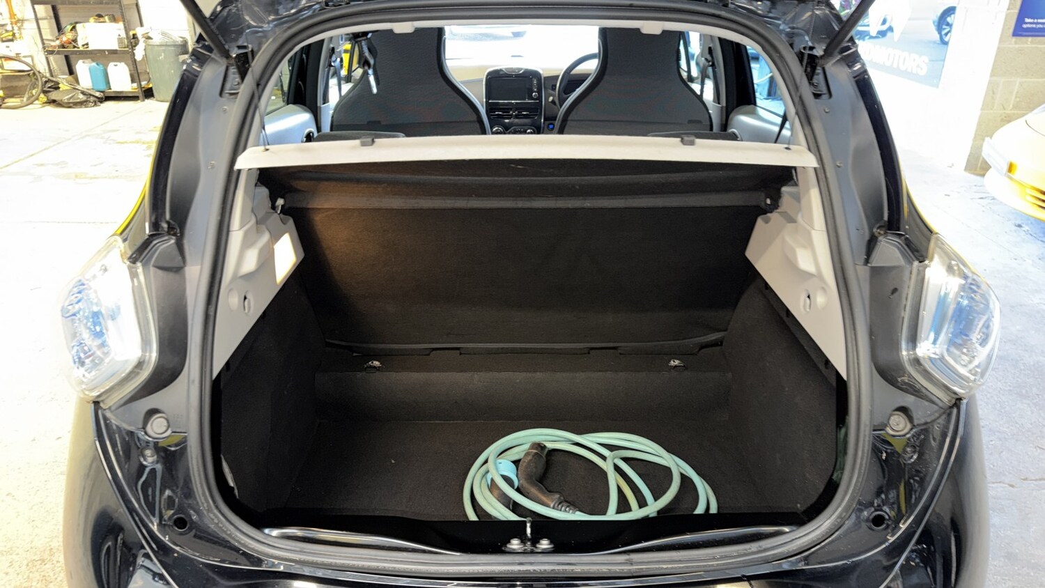 Used Renault Zoe 2013 for sale - 78112105: Photo 41