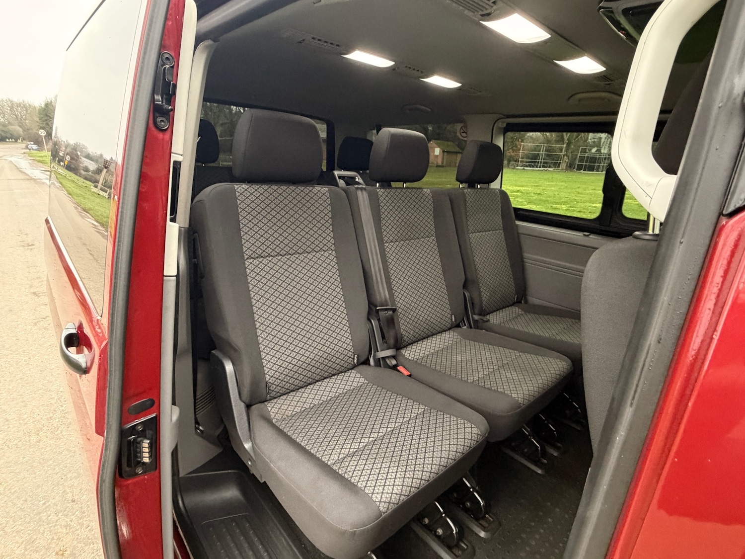 Used Volkswagen Transporter Shuttle 2021 for sale - 76670908: Photo 10