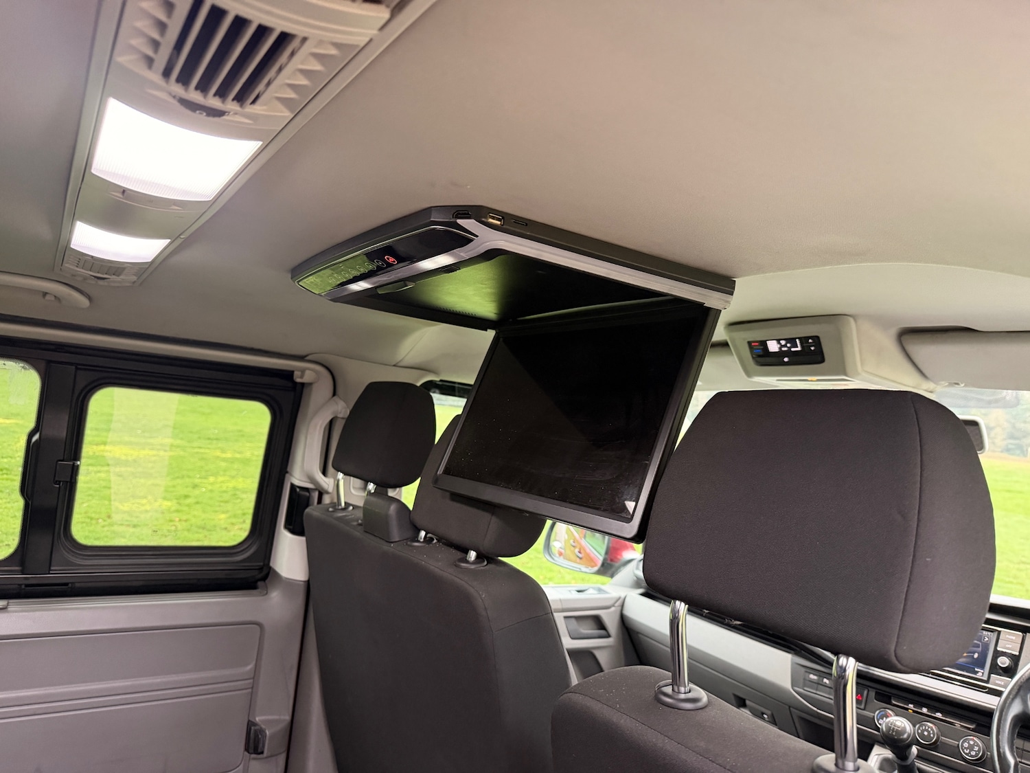 Used Volkswagen Transporter Shuttle 2021 for sale - 76670908: Photo 13