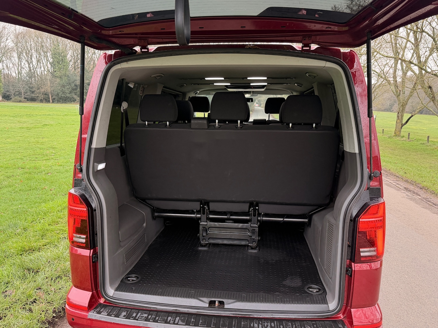 Used Volkswagen Transporter Shuttle 2021 for sale - 76670908: Photo 9