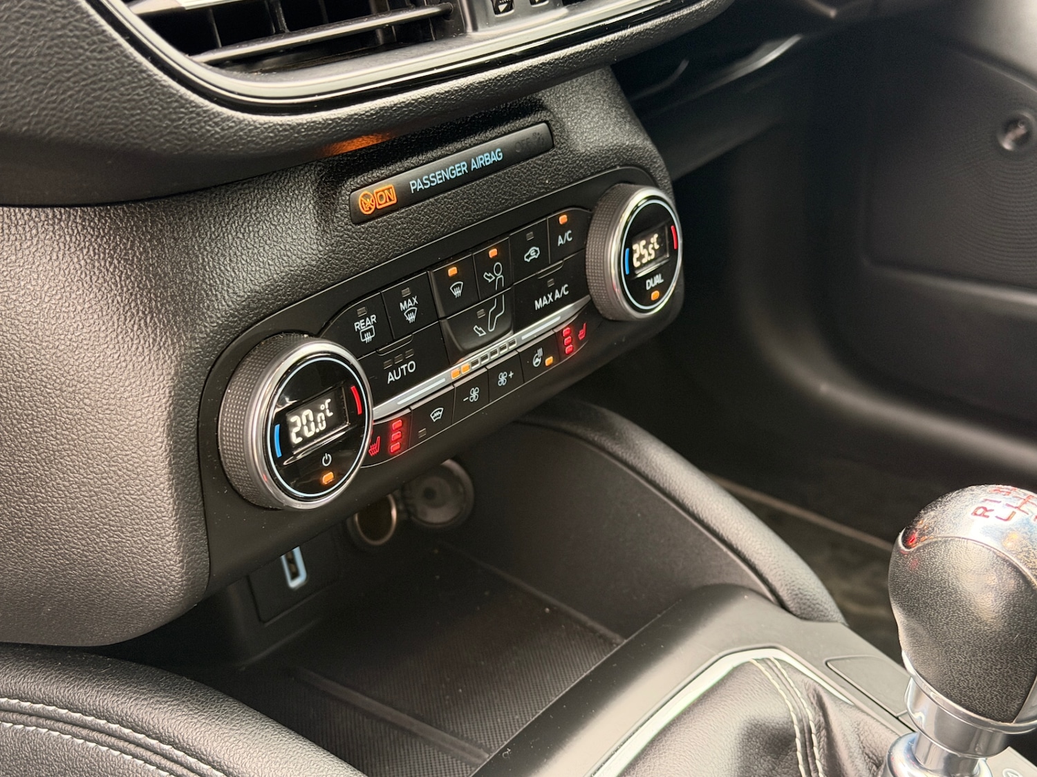 Used Ford Focus 2020 for sale - 76234192: Photo 16