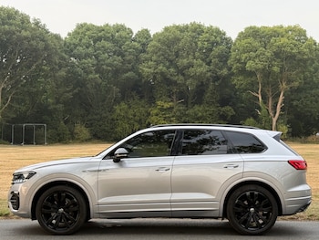 Used Volkswagen Touareg 2021 for sale - 75574619: Photo