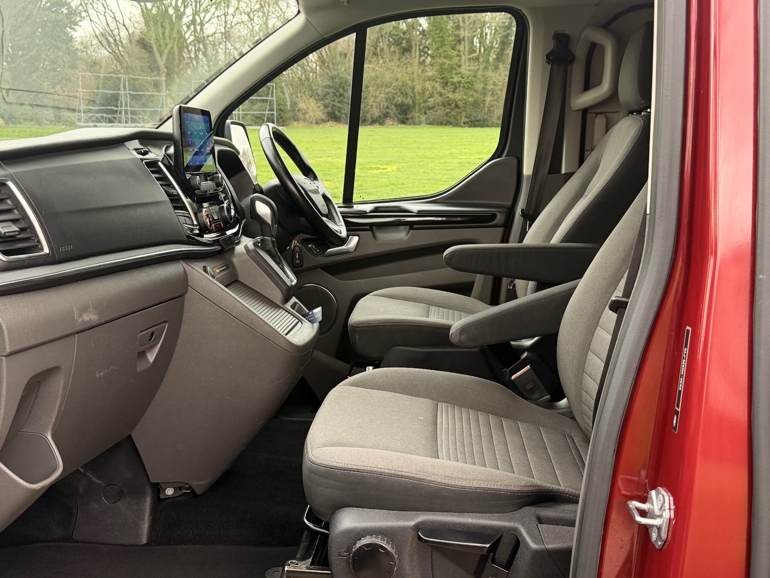 Used Ford Tourneo Custom 2020 for sale - 77721647: Photo 12