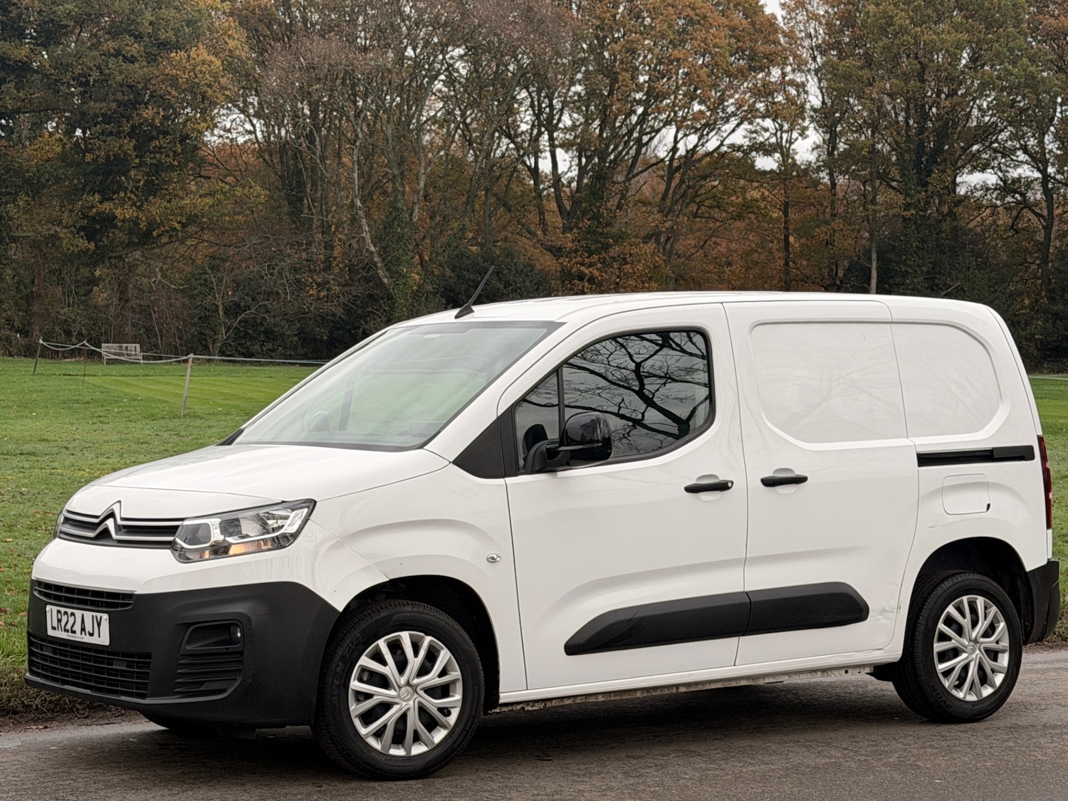 Used Citroen Berlingo 2022 for sale - 76520867: Photo 2