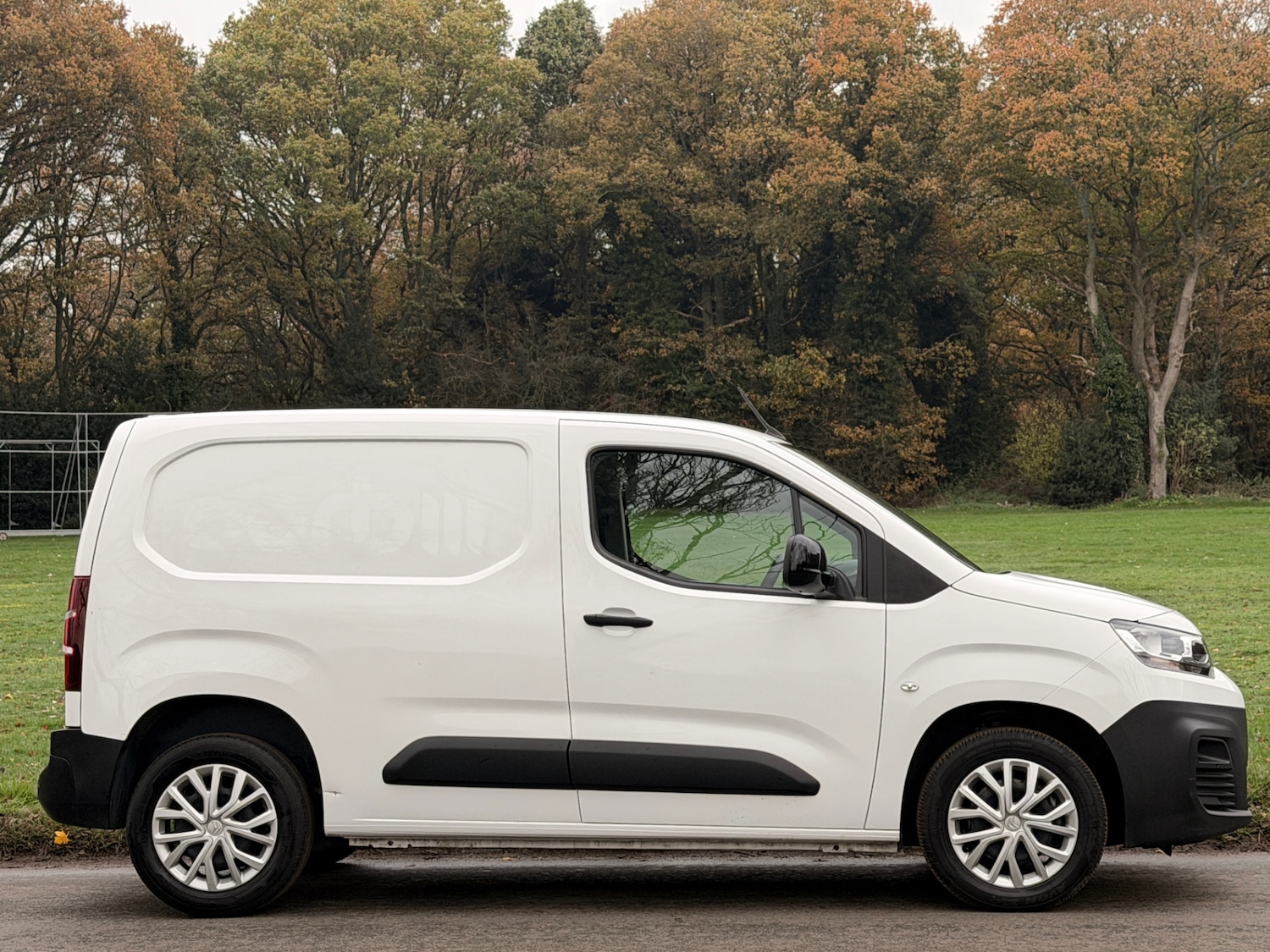 Used Citroen Berlingo 2022 for sale - 76520867: Photo 3