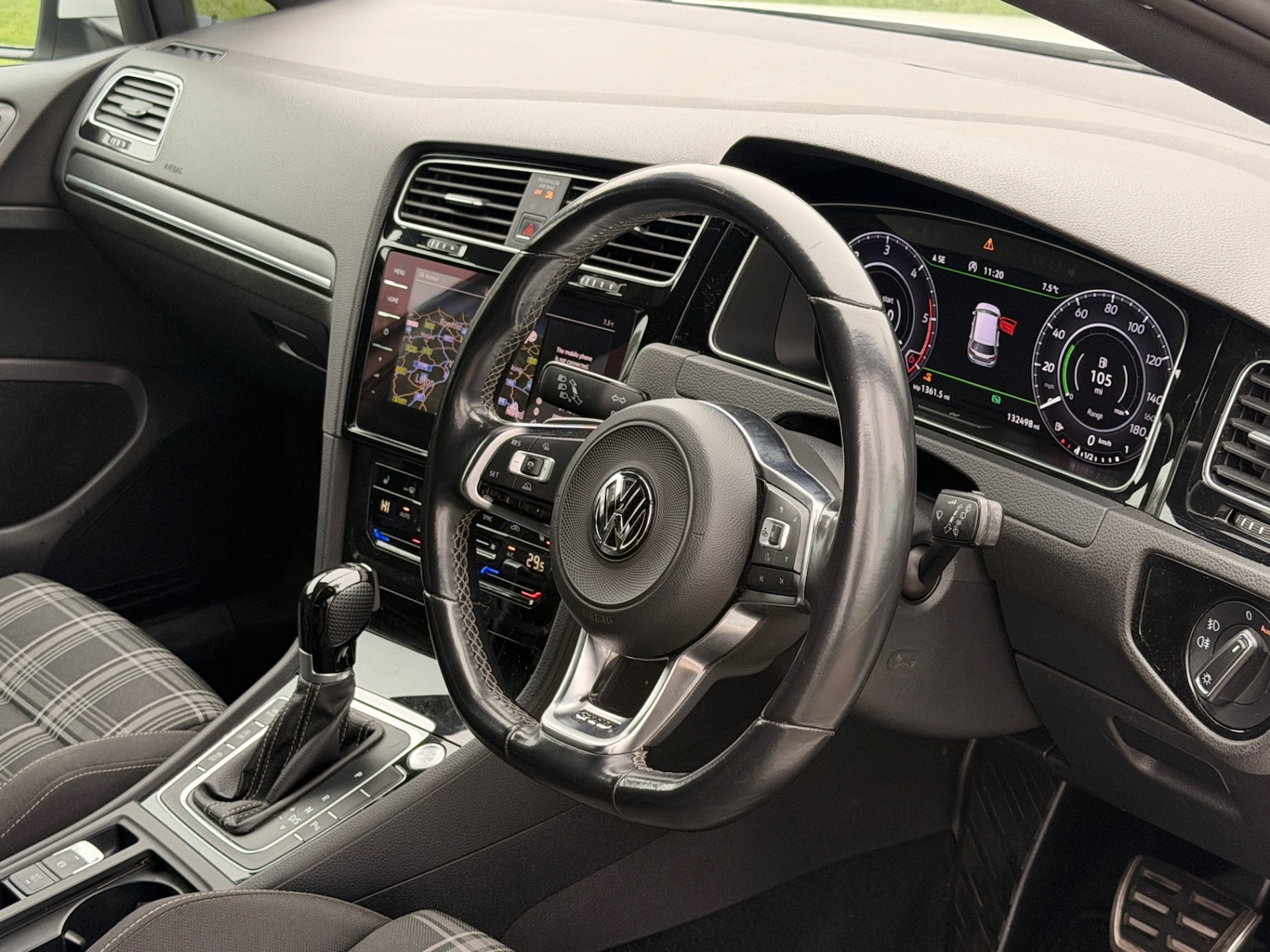 Used Volkswagen Golf 2017 for sale - 77837254: Photo 10