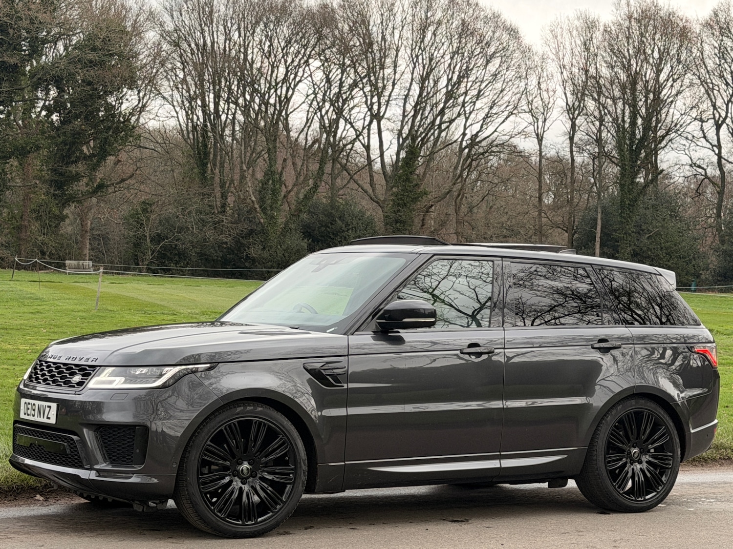 Used Land Rover Range Rover Sport 2019 for sale - 76949011: Photo 2