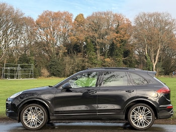 Used Porsche Cayenne 2017 for sale - 76798786: Photo