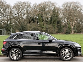 Used Audi Q5 2017 for sale - 77582371: Photo