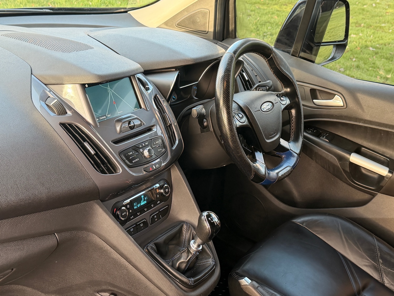 Used Ford Transit Connect 2017 for sale - 76758971: Photo 11