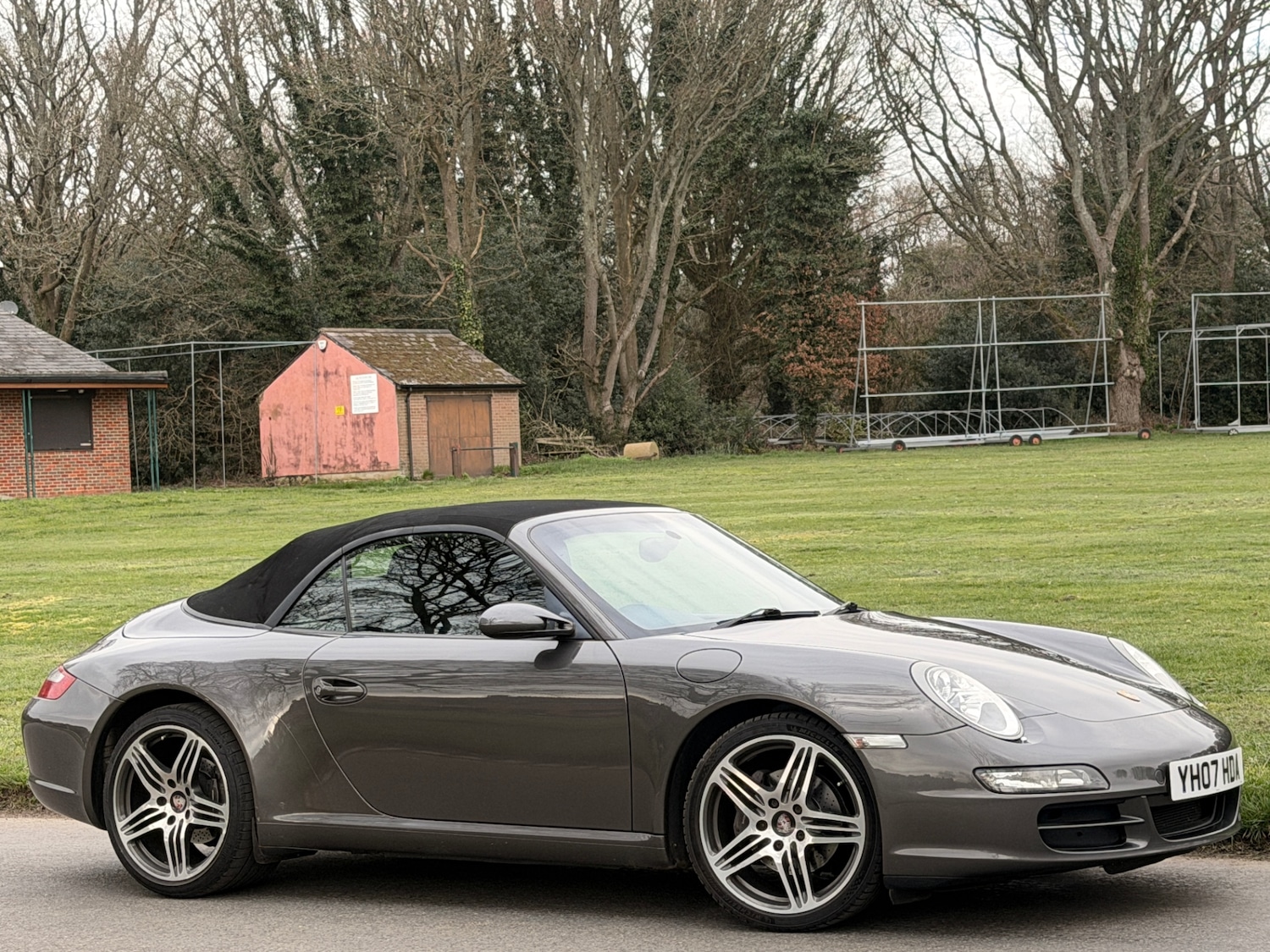 Used Porsche 911 2007 for sale - 77721704: Photo 2