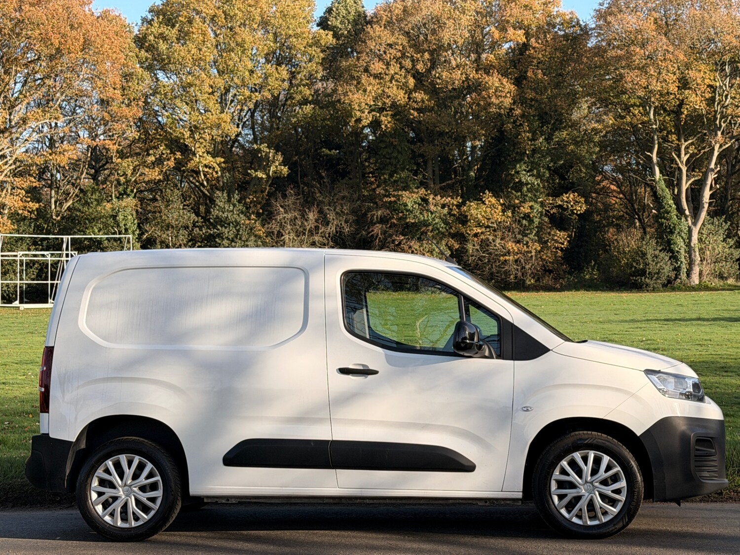 Used Citroen Berlingo 2022 for sale - 76520916: Photo 3