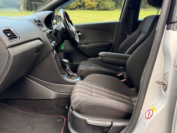 Used Volkswagen Polo 2013 for sale - 76161648: Photo 9