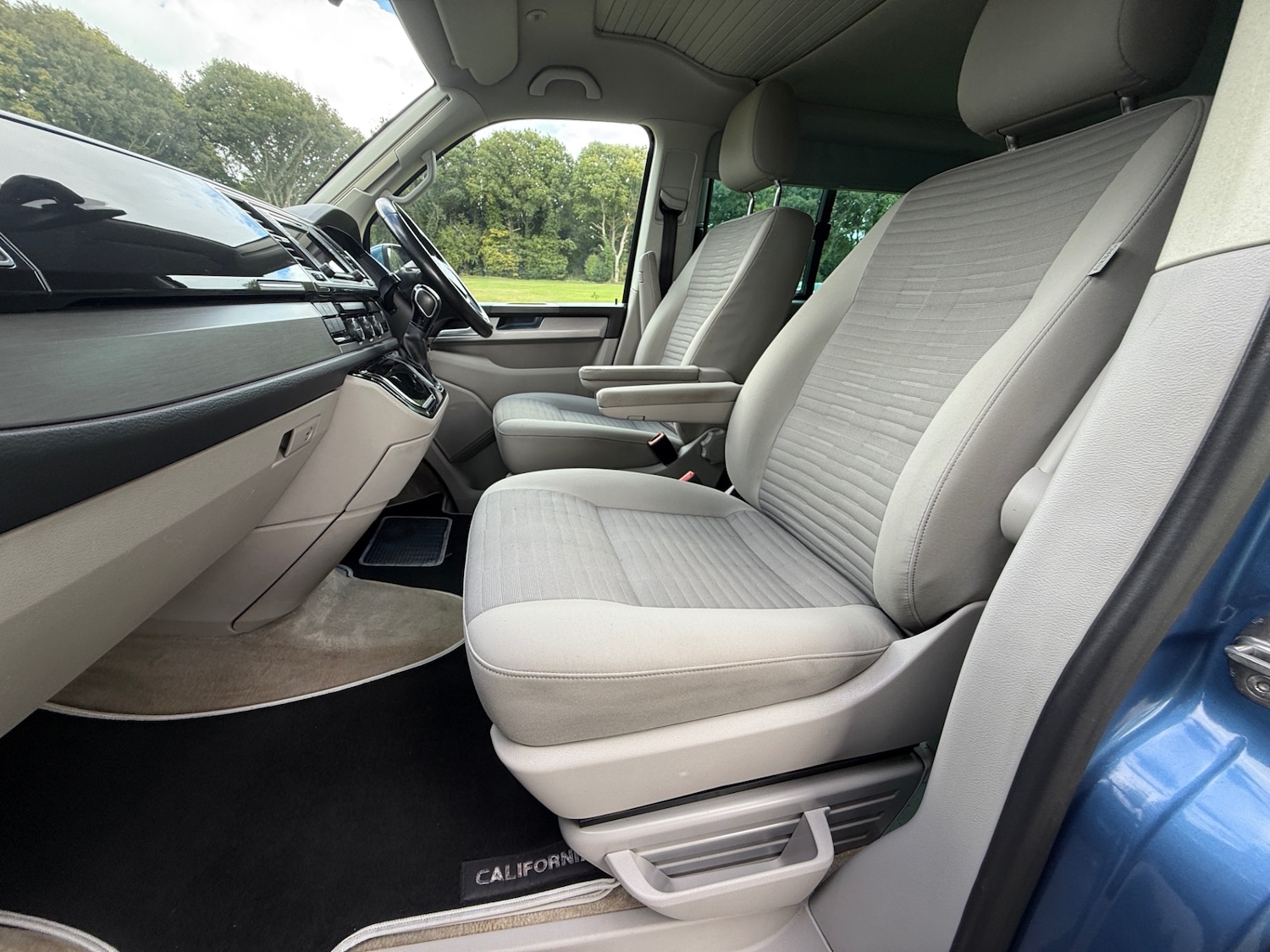 Used Volkswagen California 2016 for sale - 75677262: Photo 16