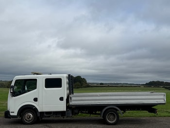 Used Nissan Cabstar 2016 for sale - 76020132: Photo