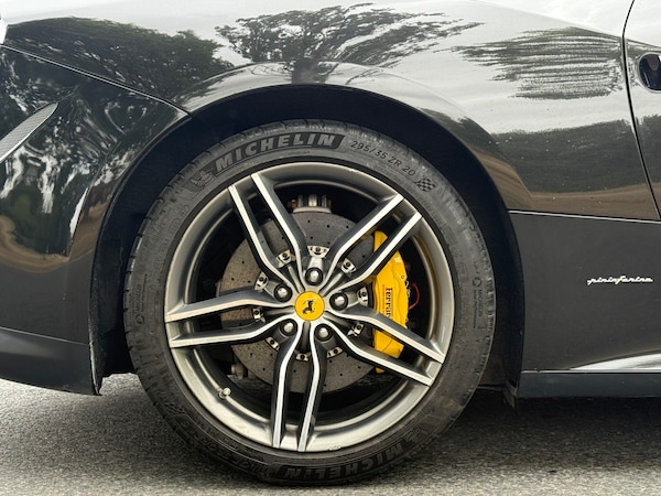 Used Ferrari FF 2014 for sale - 75550618: Photo 16