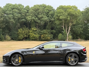 Used Ferrari FF 2014 for sale - 75550618: Photo