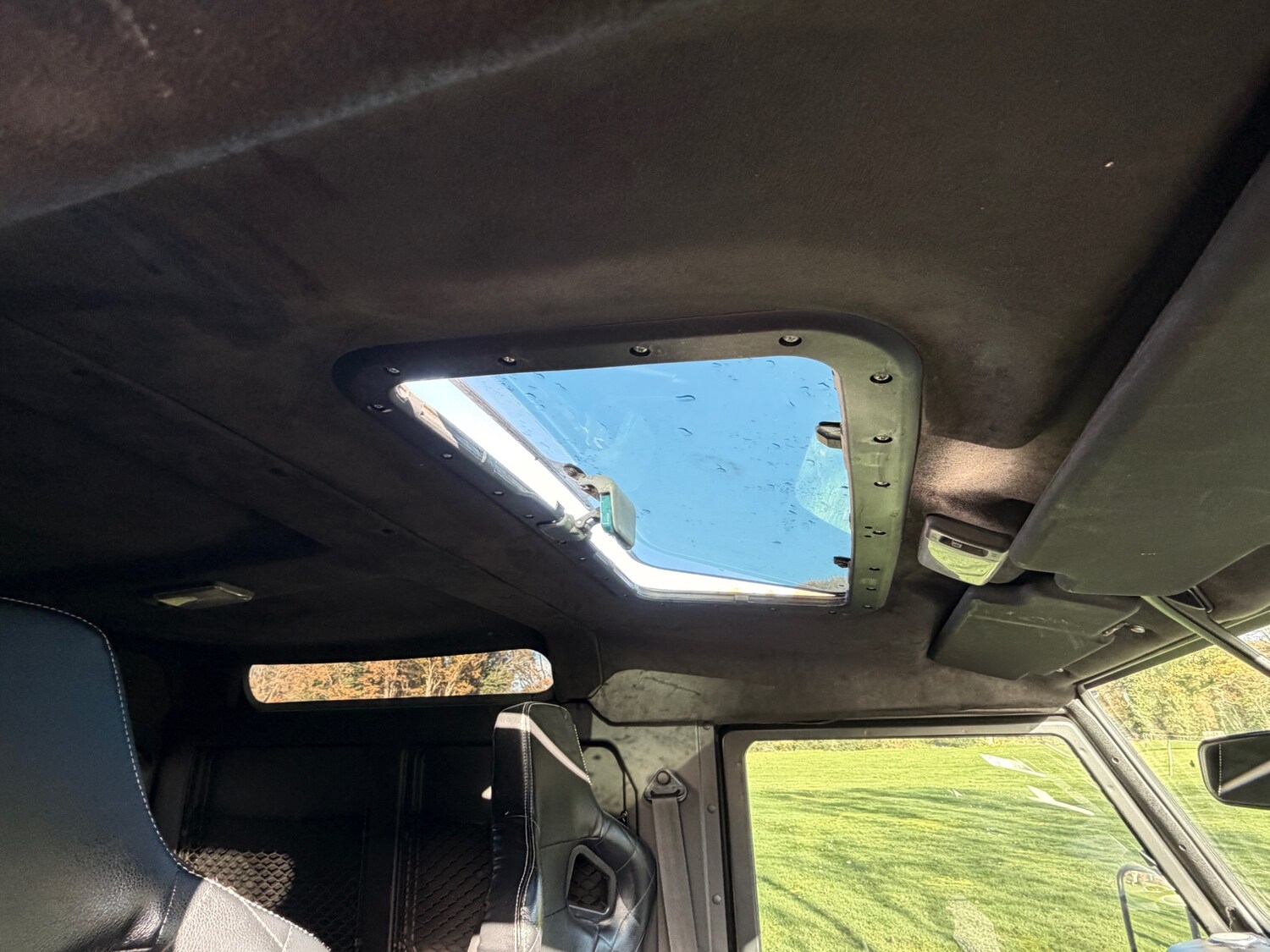 Used Land Rover Defender 2010 for sale - 76784711: Photo 14