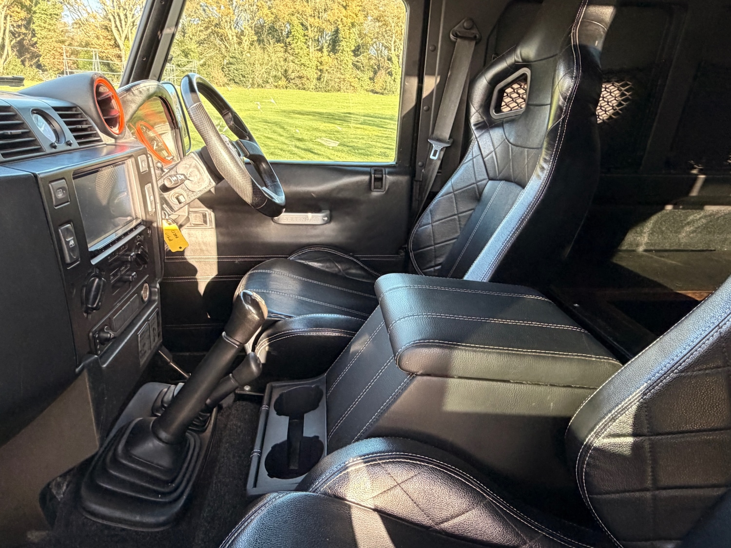 Used Land Rover Defender 2010 for sale - 76784711: Photo 19