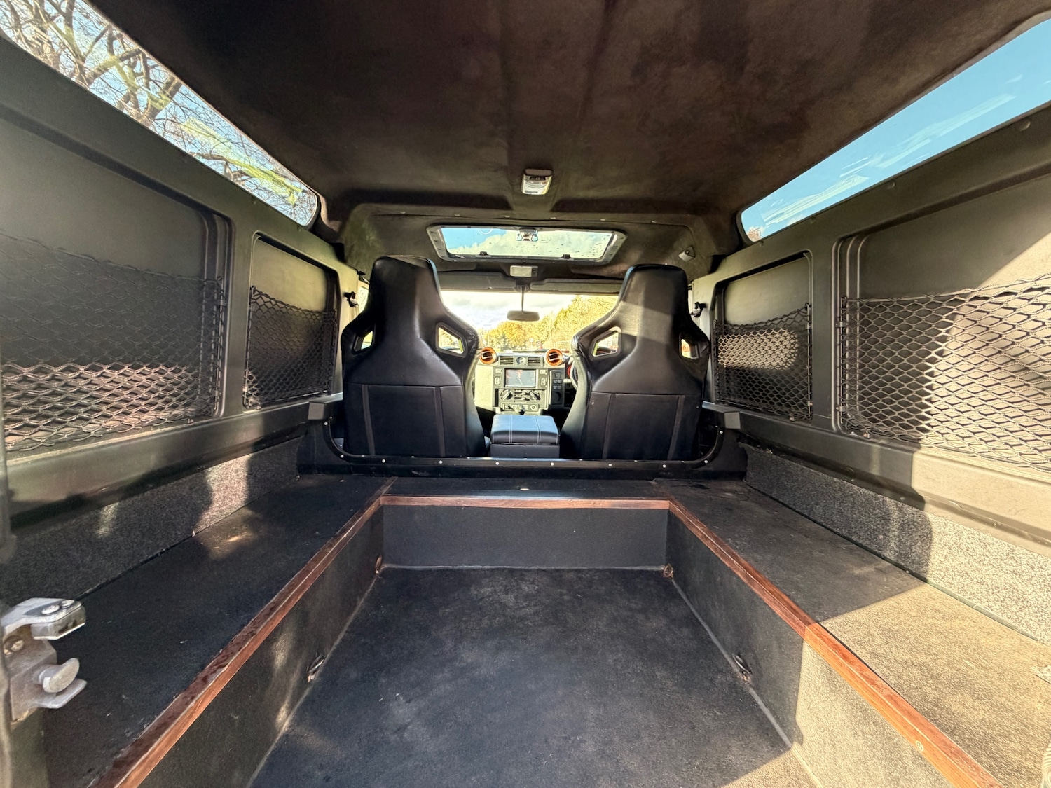 Used Land Rover Defender 2010 for sale - 76784711: Photo 25