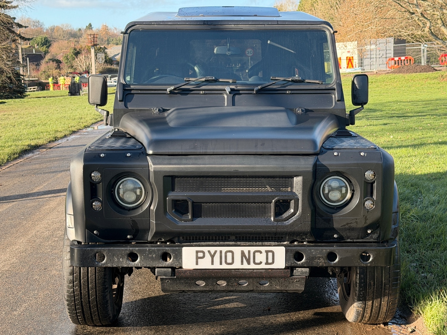 Used Land Rover Defender 2010 for sale - 76784711: Photo 8